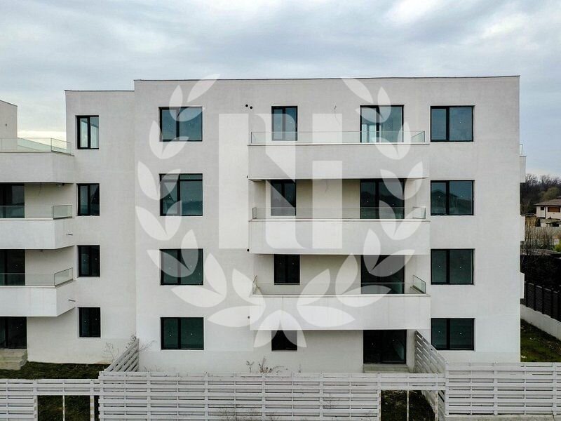 Lacul Pantelimon, 2 camere zona verde.